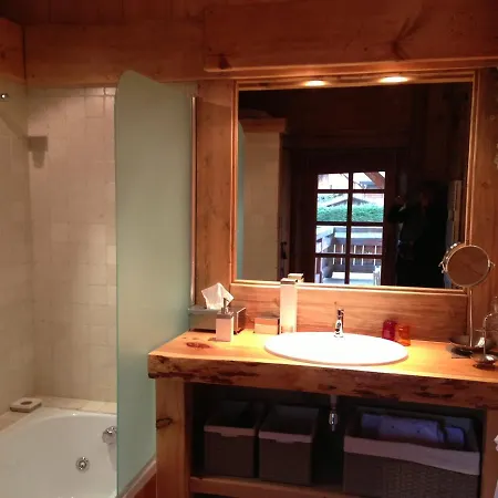Chalet Chalet La Ferme De La Livraz *