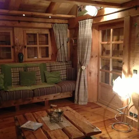 Chalet La Ferme De La Livraz Chalet
